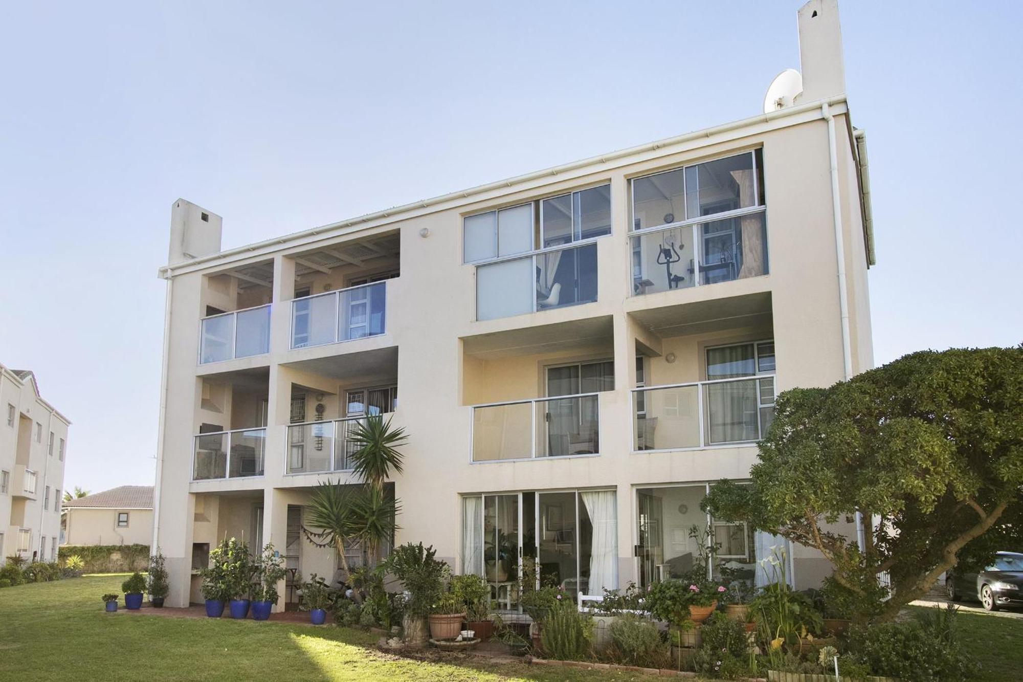 Big Bay Beach Club 122 By Hostagents Bloubergstrand Exterior photo